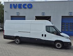 Iveco Daily (2023) 35S16 maxi pouze 59000 km - fotografie inzerátu