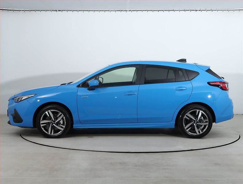 Subaru Impreza (2025) 2.0 e-Boxer - fotka 3 z 26