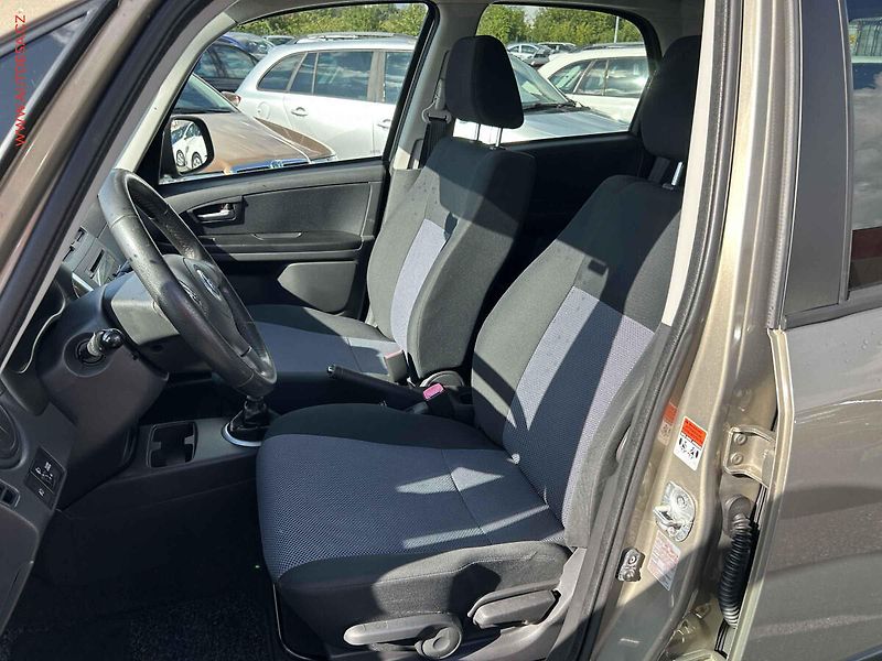 Fiat Sedici (2007) 1.9 JTD 4x4, 1.maj, STK9/28 - fotka 9 z 17