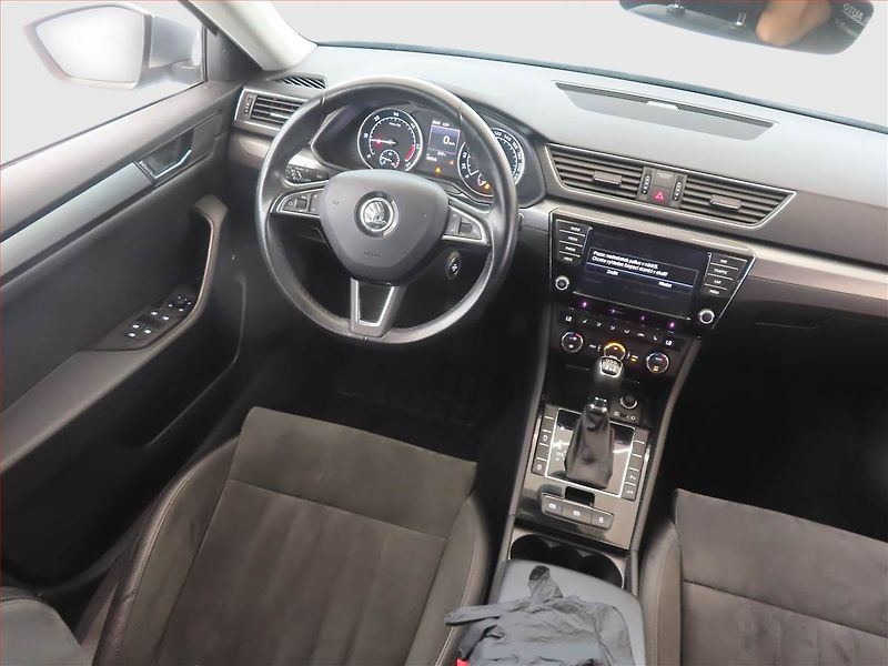 Škoda Superb (2016) Style Plus 2.0 TDI, 4X4 - fotka 7 z 14