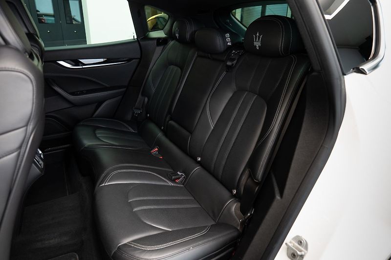 Maserati Levante 360/Pano/Vyhřívaná/Ventilovaná - fotka 9 z 25