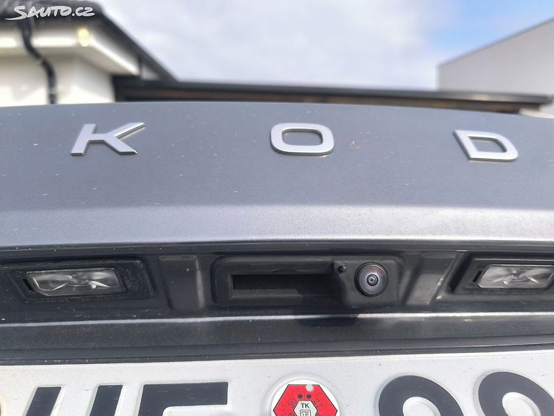 Škoda Superb -DPH,KRÁSNÝ,CZ,VÝBAVA,MASÁŽE - fotka 7 z 35