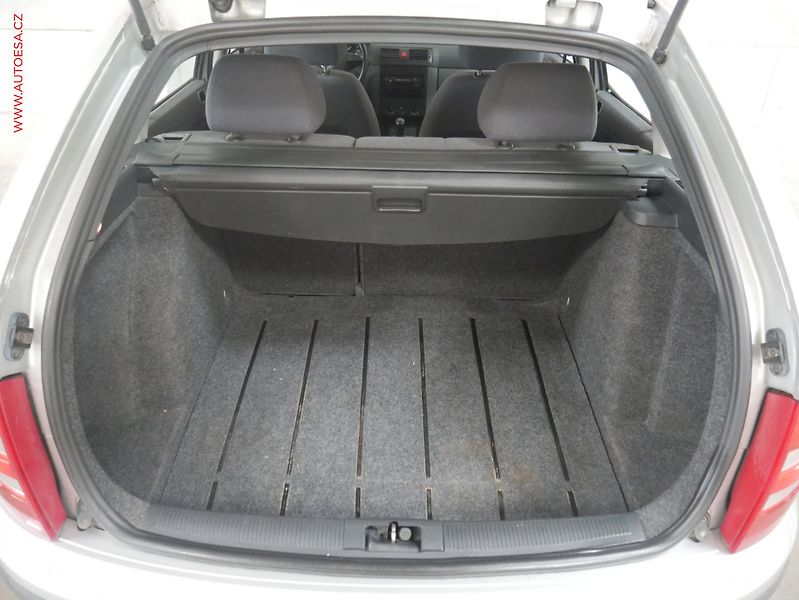 Škoda Fabia (2001) 1.4 MPi, ČR - fotka 7 z 15