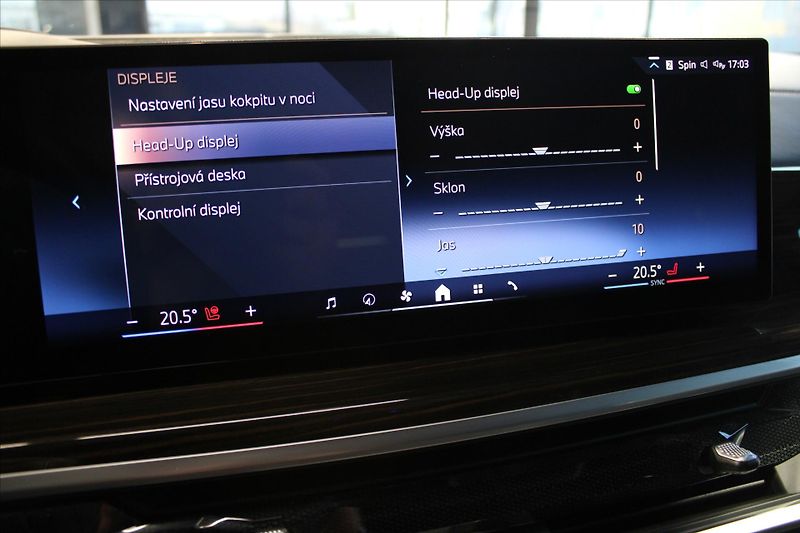 BMW X5 xDrive30d M Sport DAProf/NezTo - fotka 22 z 35