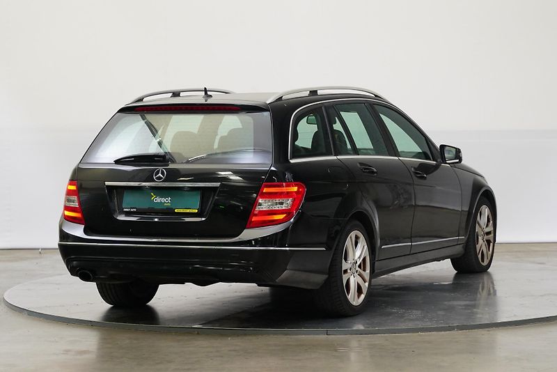 Mercedes-Benz Třídy C - fotka 3 z 6