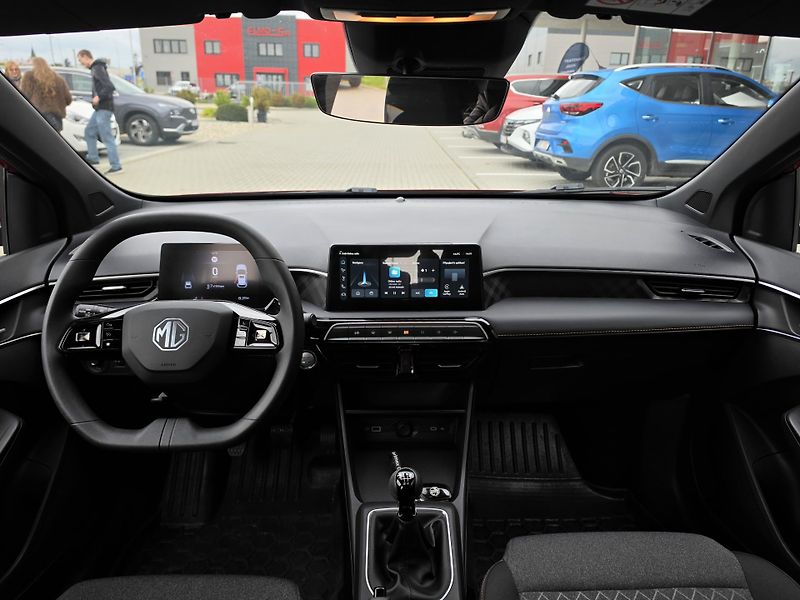 MG MG3 (2025) 1,5i 85kW - fotka 11 z 16