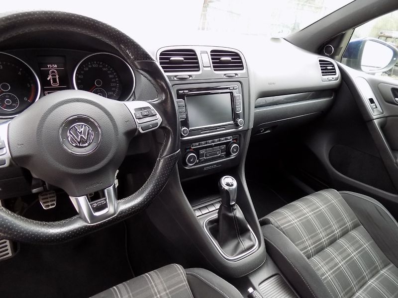 Volkswagen Golf (2012) 2.0 TDI/GTD/2.Maj/Klimatizace/ - fotka 25 z 45