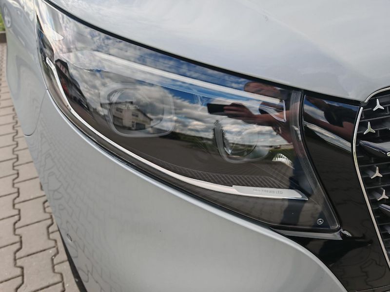 Mercedes-Benz Třídy V 300d 4M AMG L, Vzduchový pod. - fotka 11 z 42