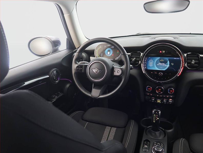 Mini Ostatní (2022) Cooper SE 32 kWh, SoH 96% - fotka 7 z 23