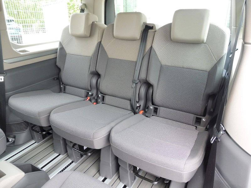 Volkswagen Multivan (2025) Long Life 2,0 TSI 150kW DSG - fotka 18 z 29