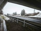 Na úseku dálnice D7 u obce Stehelčeves číhá na řidiče dešťová past.