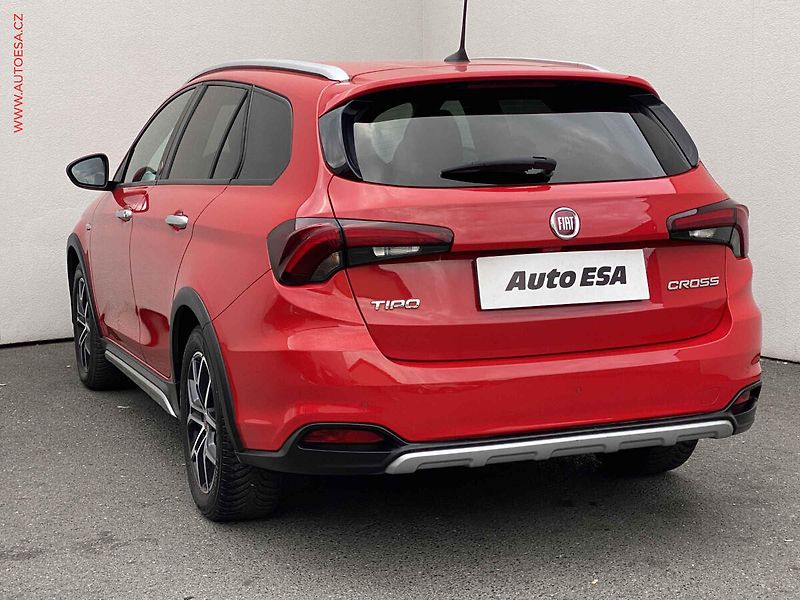 Fiat Tipo (2022) 1.0FireFly RED, Cross, LED - fotka 6 z 18