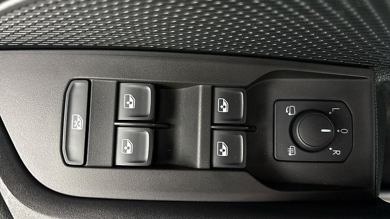 Škoda Octavia 2.0 TDI DSG Style - fotka 20 z 25