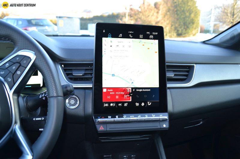 Renault Captur techno E-Tech full hybrid 145 - fotka 22 z 51