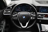 BMW Řada 3 2,0 320d 140 kW SportTouring S - náhled 18