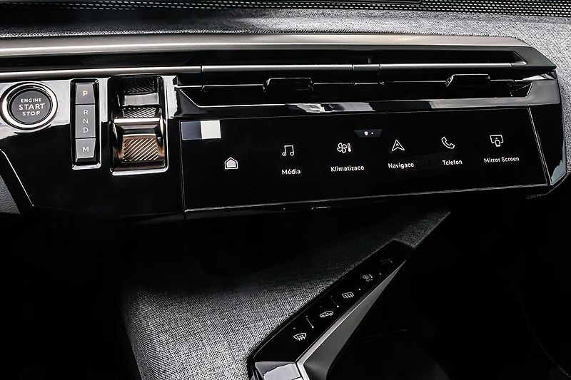 Peugeot 3008 (2026) 1,2   BUSINESS Hybrid 145 e-DC - fotka 12 z 13