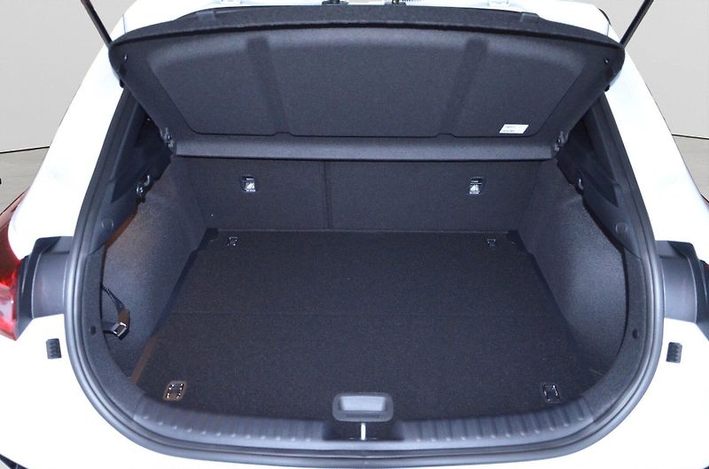 Kia XCeed (2026) CD 1,6 T-GDi GPF 7DCT STEEL ED - fotka 5 z 7