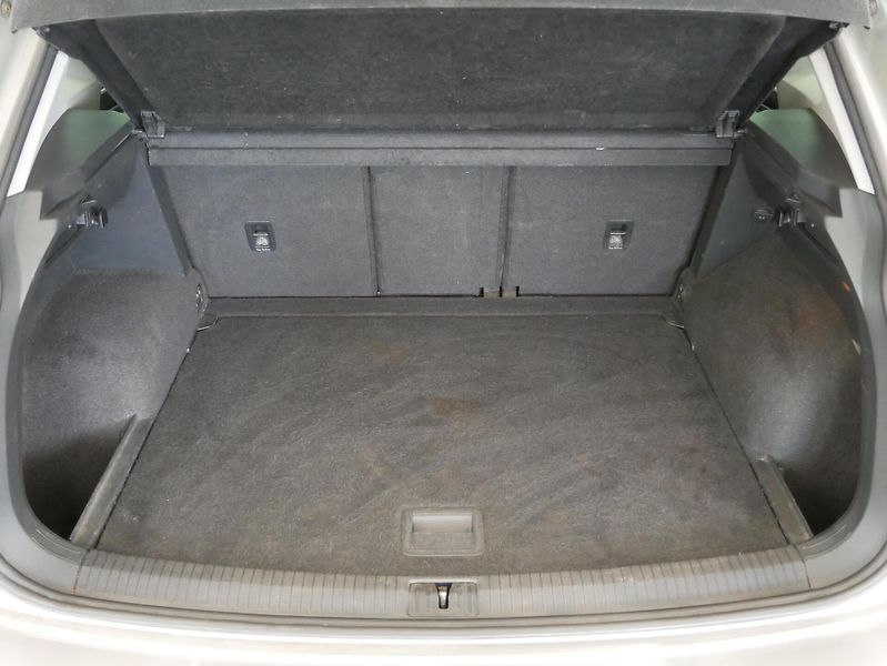 Volkswagen Tiguan - fotka 25 z 25