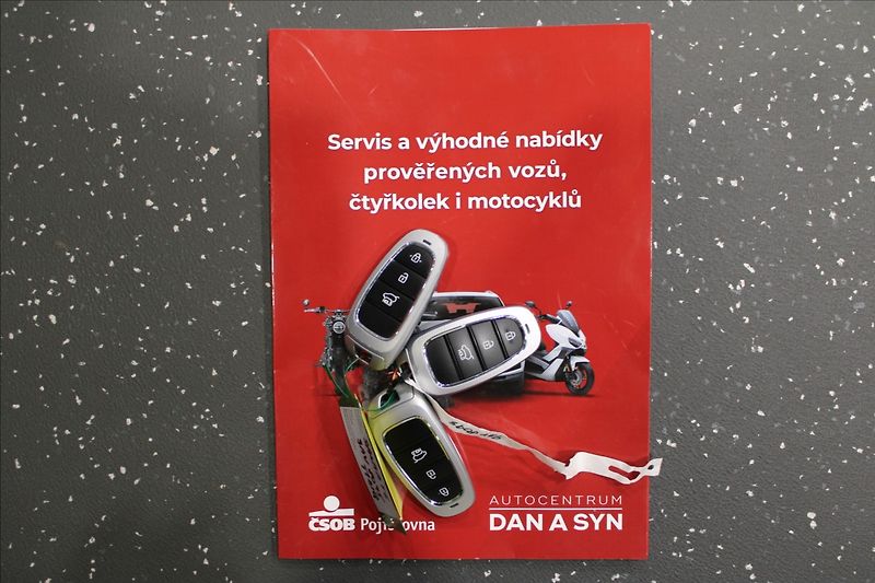 Hyundai Santa Fe 2,2 CRDi Smart 1.majitel CZ - fotka 35 z 35