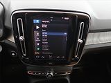 Volvo XC40 (2018) Inscription D4 AWD, 4X4 - náhled 12