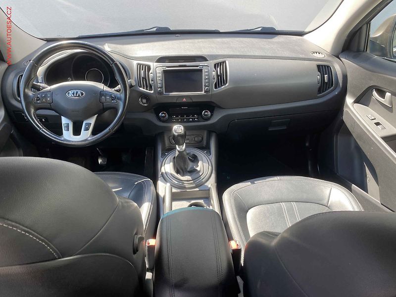Kia Sportage (2014) 2.0 CRDi AWD, Premium, TZ - fotka 8 z 20