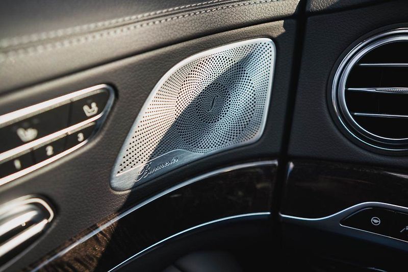 Mercedes-Benz Třídy S (2018) S 560 4MATIC L, S 560 4MATIC L - fotka 19 z 40