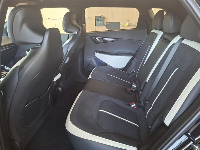 Kia EV6 4x2 GT-LINE 168 KW+84 KWH - fotka 7 z 8