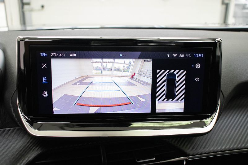 Peugeot 2008 BUSINESS Hybrid 110 e-DCS6 - fotka 14 z 16