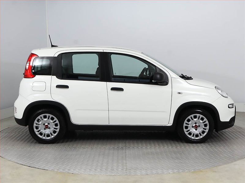Fiat Panda (2024) 1.0 FireFly, ČR,1.maj - fotka 6 z 13