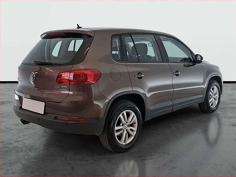 Volkswagen Tiguan (2012) 2.0 TDI, Serv.kniha - fotka 5 z 19