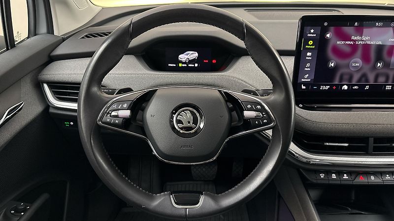 Škoda Enyaq 82 kWh AUT 80 Loft - fotka 9 z 29