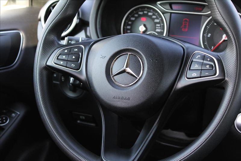 Mercedes-Benz Třídy B 180d  NAVI,serviska,MANUAL - fotka 13 z 31