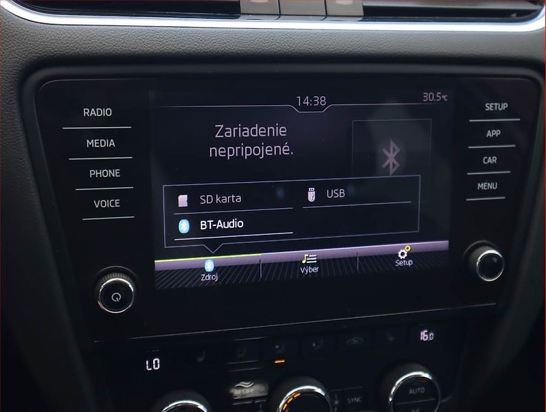 Škoda Octavia (2019) 1.6 TDI, Automat, Serv.kniha - fotka 18 z 20
