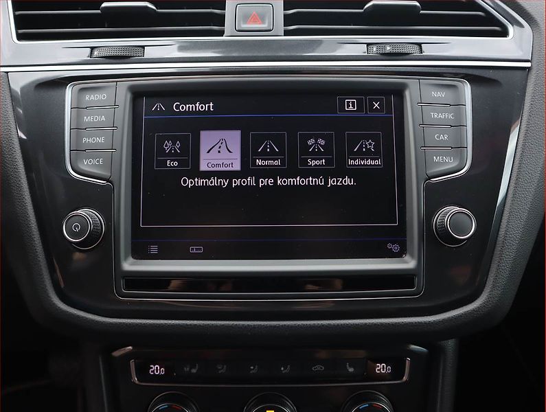 Volkswagen Tiguan (2017) Highline 2.0 TSI - fotka 17 z 23