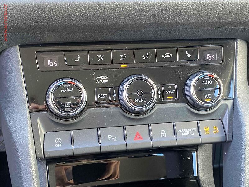 Škoda Kodiaq (2018) 1.4 TSi 4x4, Style, DSG, +ALU - fotka 16 z 20