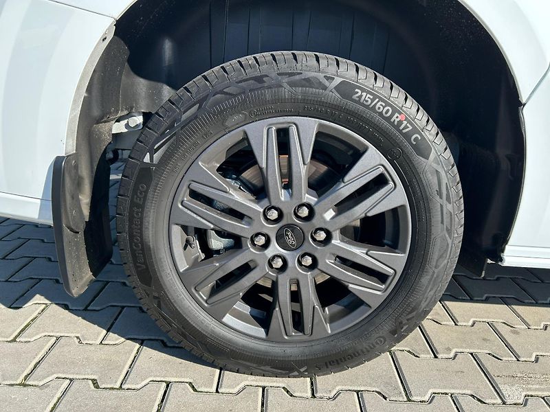 Ford Tourneo Custom 2.0 EcoBlue 110kW Titanium L1 - fotka 4 z 30