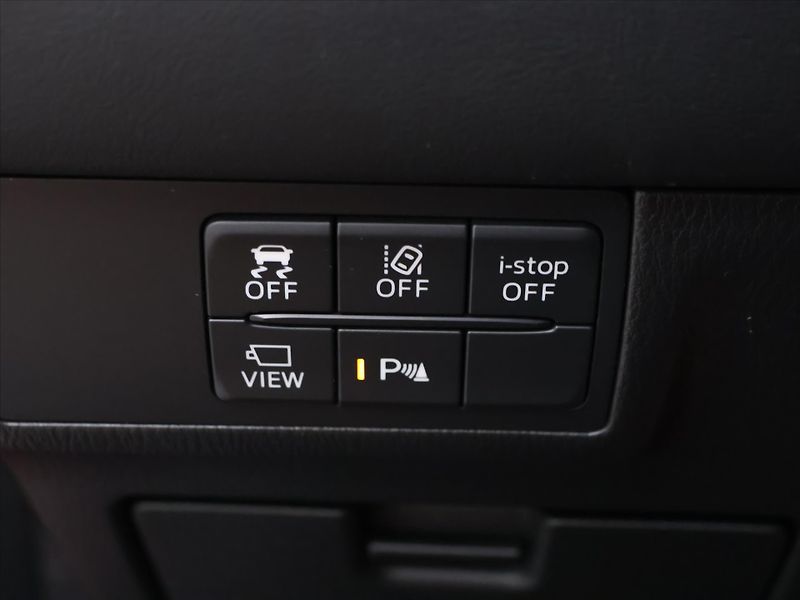 Mazda 6 2,5 Skyactiv-G 143kW Revolutio - fotka 14 z 32