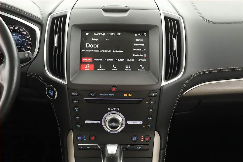 Ford S-MAX (2017) Vignale 2.0 EcoBoost, Automat - fotka 9 z 20