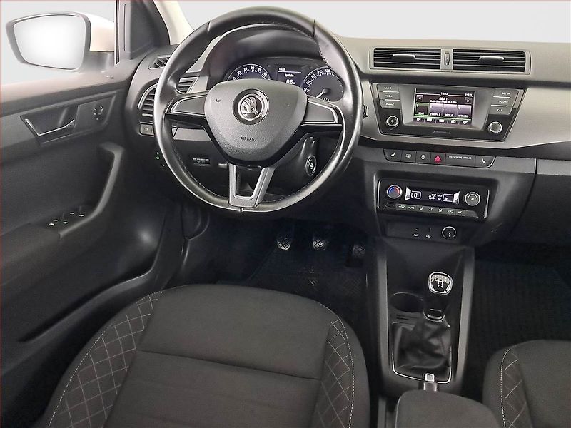 Škoda Fabia (2018) 1.4 TDI, Tempomat - fotka 7 z 17