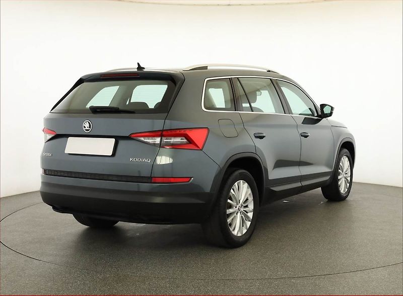 Škoda Kodiaq (2017) Ambition 1.4 TSI, Serv.kniha - fotka 5 z 17