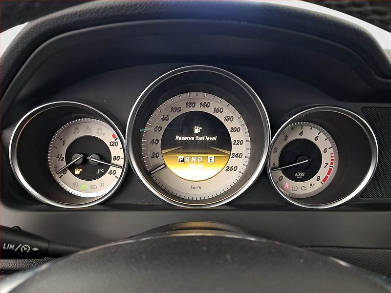 Mercedes-Benz Třídy C (2011) Elegance C 180, Automat, Navi - fotka 11 z 19