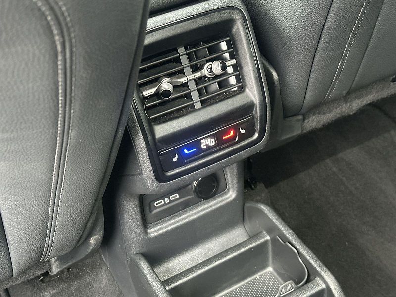 Škoda Kodiaq (2024) 2.0 TDI 4x4 DSG Exclusive Sele - fotka 26 z 32