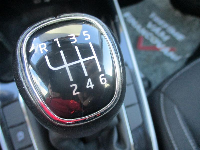 Škoda Fabia 1,0 TSI, Style,81kW,servis,CZ, - fotka 19 z 31