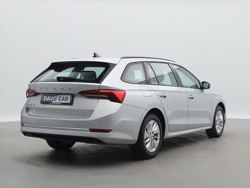 Škoda Octavia 2,0 TDI 85kW Ambition CZ DPH - fotka 7 z 27