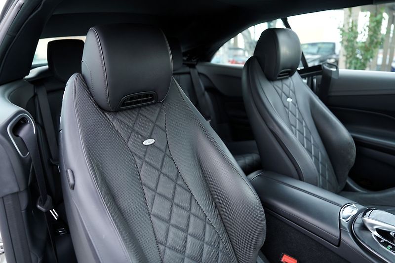 Mercedes-Benz Třídy E E 53 AMG 4Matic+/440PS - fotka 32 z 50