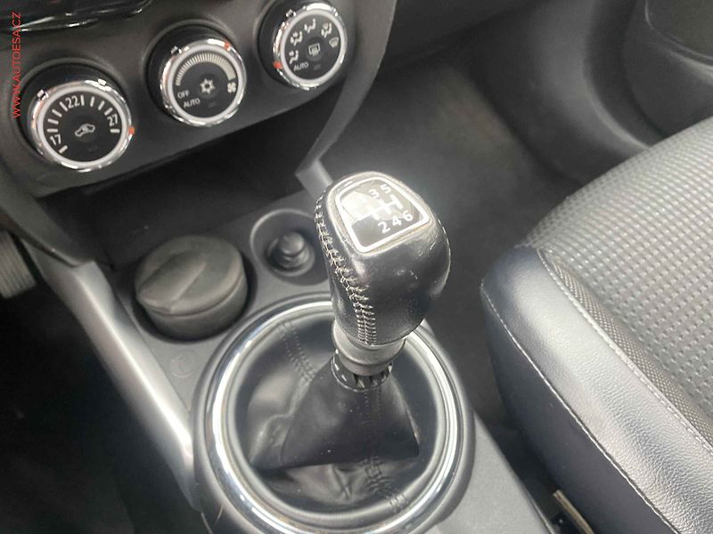 Citroën C4 Aircross (2015) 1.6HDI, 1.maj,ČR, servis - fotka 16 z 17