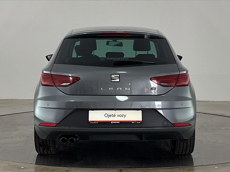 Seat Leon FR - fotka 17 z 27