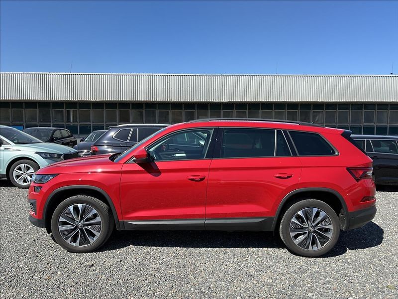 Škoda Kodiaq 2,0 TDI,EL.KUFR,MATRIX-BEAM - fotka 2 z 35