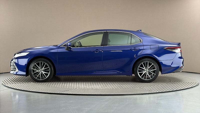 Toyota Camry 2.5 Hybrid AUT Executive - fotka 4 z 26