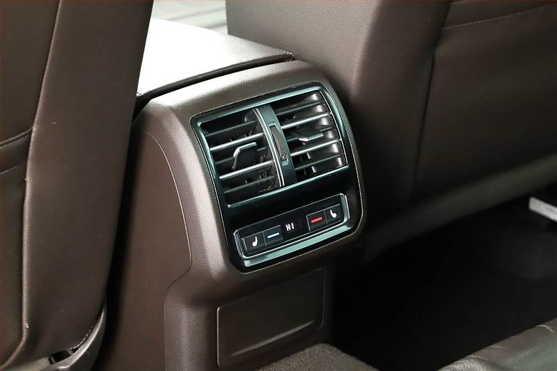 Volkswagen Passat (2016) 1.6 TDI, Navi, Tempomat - fotka 14 z 15